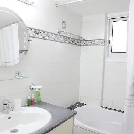 Apartment Bianco E U
