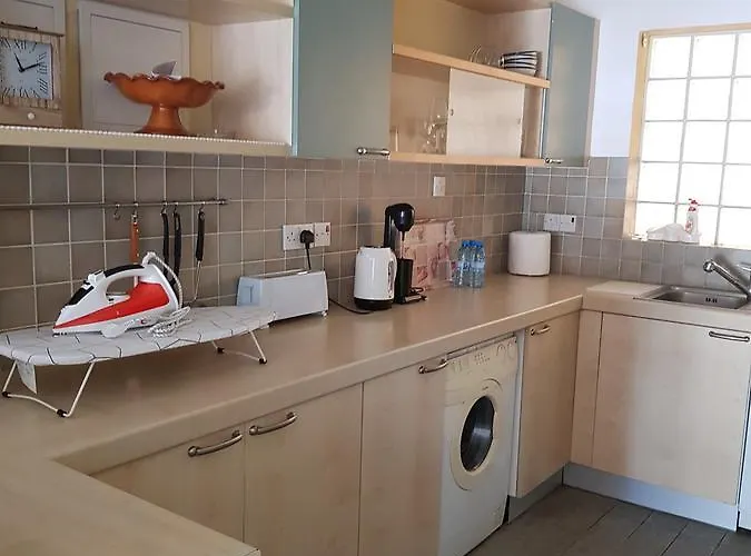 Bianco E U * Nicosia